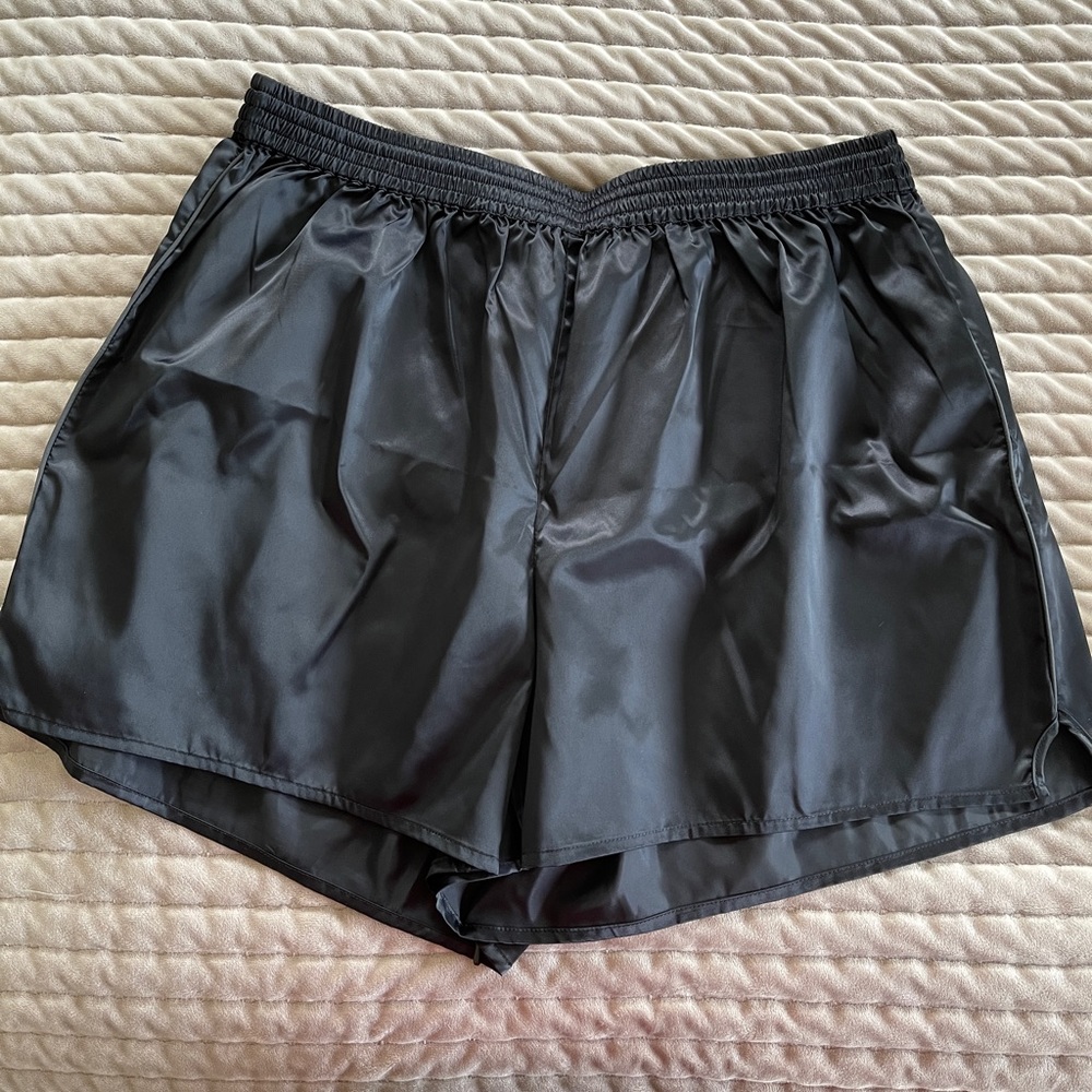 Skims Utility Shorts in Onyx (Black) XL